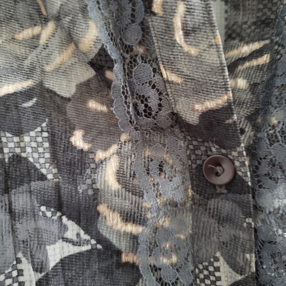 Conrad C Black & Grey Flower Motif with Lace accent SZ 8 - Picture 8 of 10